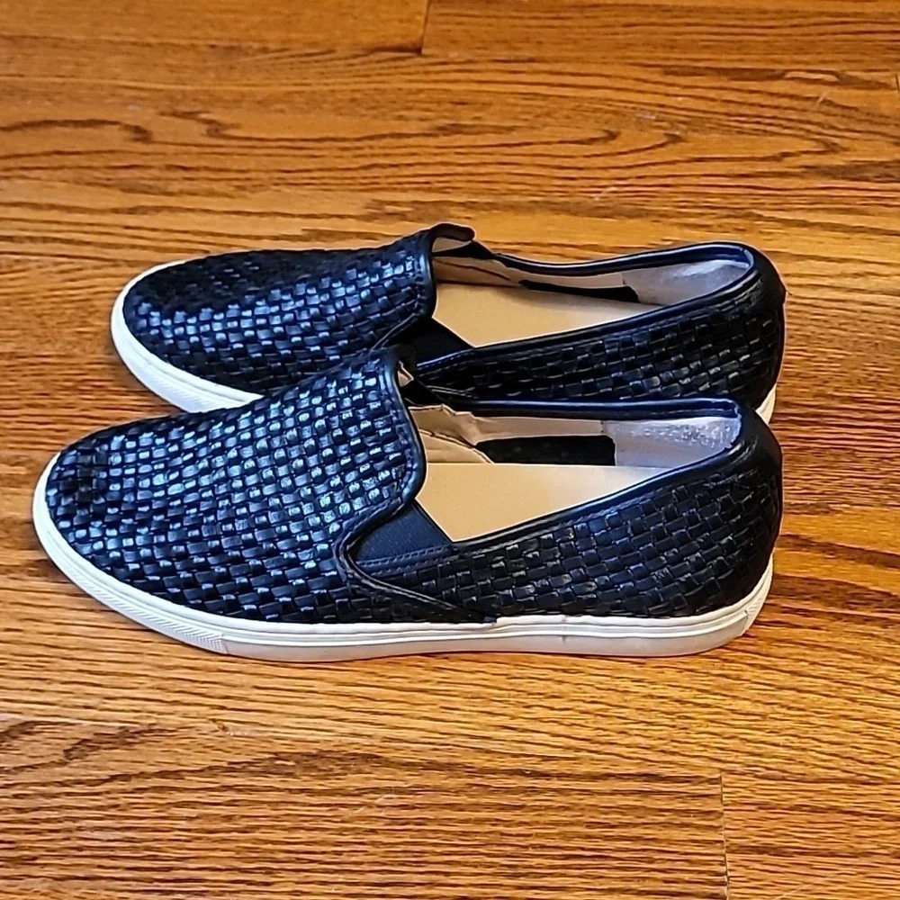 Maiden Lane Shoes - Picture 3 of 5